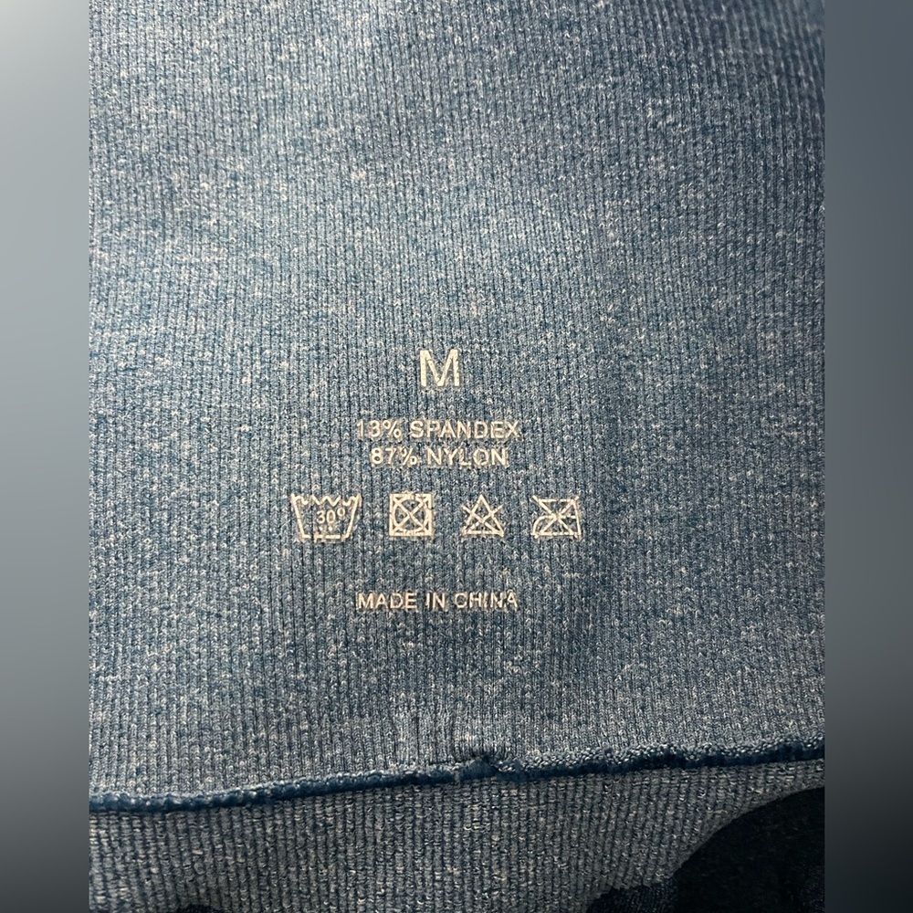 NVGTN NV Seamless Legging in Slate Blue, Size M - Picture 5 of 5